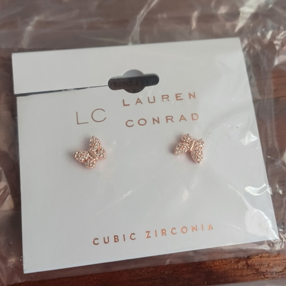 LC LAUREN CONRAD 5/$25 Jewelry - Picture 6 of 6